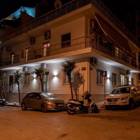 Ports Crossroad B Appartement Piraeus Buitenkant foto