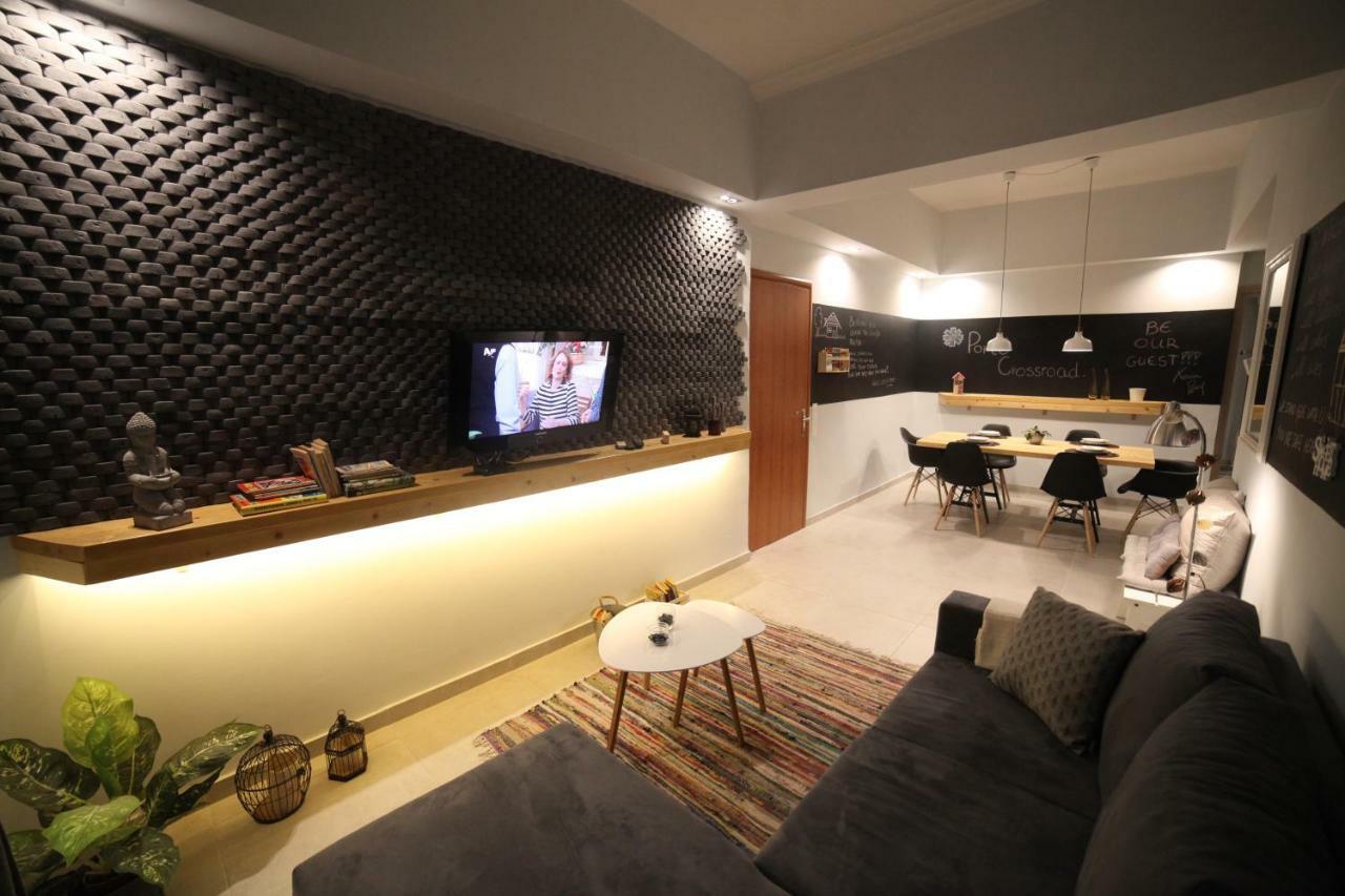 Ports Crossroad B Appartement Piraeus Buitenkant foto